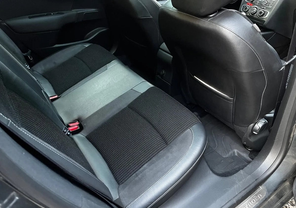 Citroen C4 cena 26000 przebieg: 231000, rok produkcji 2010 z Szczecin małe 232